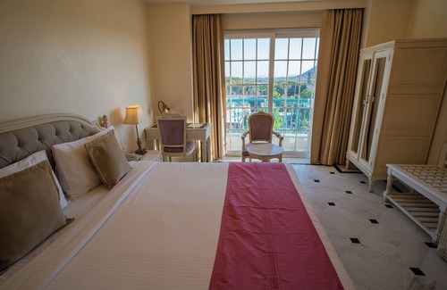 Shavri Colony Hotel | The Kehloor