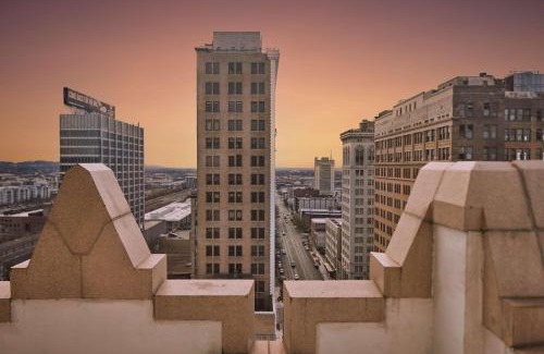 Central City Hotel | The Kelly Birmingham, Tapestry Collection By Hilton