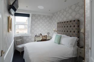 Bath Hotel | The Kennard Boutique Guesthouse