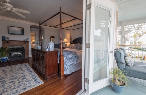 Old Town Bed & Breakfast | The Kenwood Inn