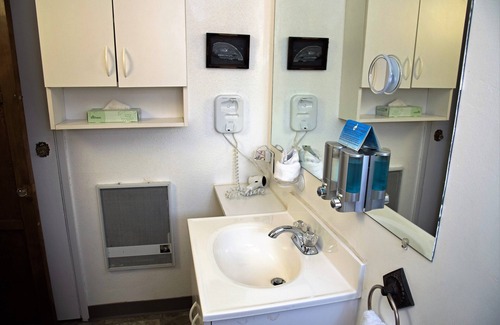 Kernville Apartment | The Kern River Apartment - Walking distance to the Kern River!