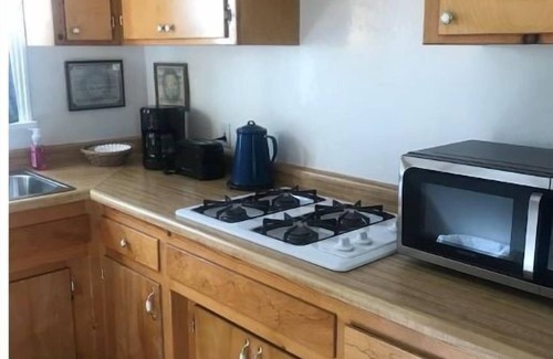 Kernville Cottage | The Kern Riverbend Cottage