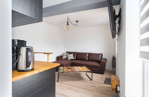 Louviers Apartment | The "King" modern apartment & warm