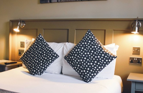 Swindon Hotel | The Kings Arms
