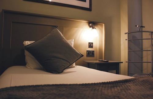 Swindon Hotel | The Kings Arms