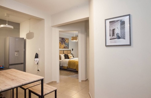 Kypseli Apartment | The Kipseli Suite Sophisticated Cozy apt