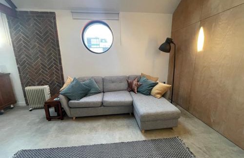 Littlehampton Apartment | The Kite Shack