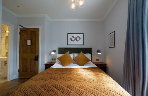 Notting Hill Hotel | THE KNIGHT OF NOTTINGHILL