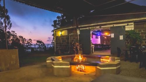 Hilton House | The Knoll Historic Guest Farm