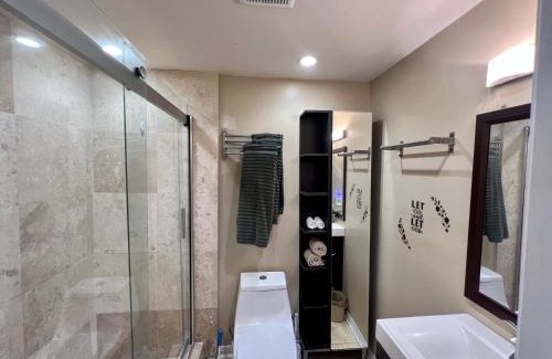 Lake Alfred House | The Lake Alfred Citruswood Cabin