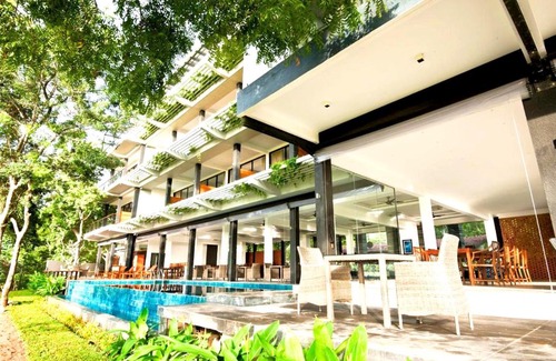 Anuradhapura Hotel | The Lake Forest Hotel