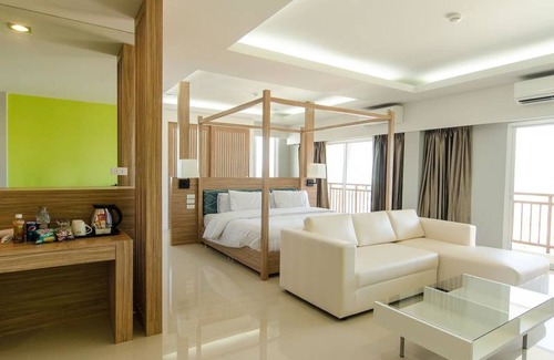 Khon Kaen Hotel | The Lake Hotel
