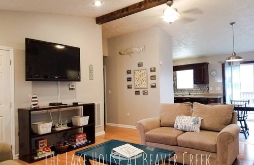 Monticello House | THE LAKE HOUSE AT BEAVER CREEK (1 mile from dock, 3 bed/2 bath)