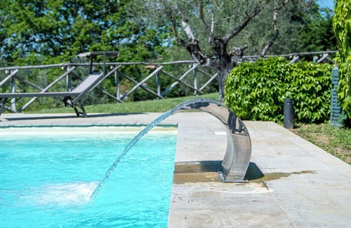 San Feliciano Villa | The Lake Shelter by Miani Group