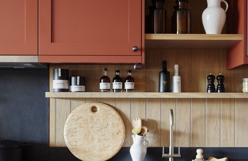 Lechlade Apartment | The Lakes by YOO, Hawthorn Lakeside Apartment - free access into onsite Spa