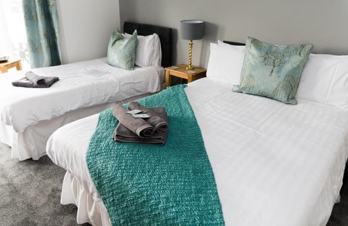 Redcar House | The Lakeside