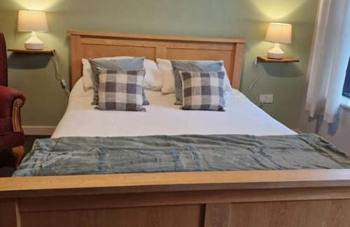 Glynneath Hotel | The Lamb & Flag Hotel
