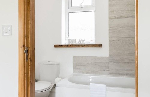 Wimborne Cottage | The Lambs' Pen
