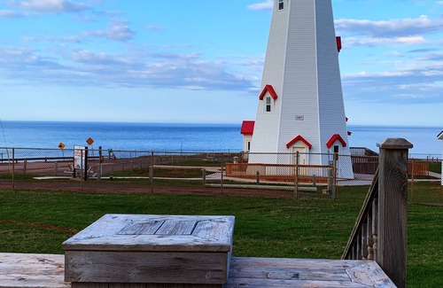 Elmira House | The Lamplighter Inn at East Point Lighthouse