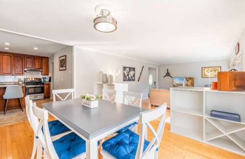 West Hills House | The Landing at Oyster Bay - Waterfront Home