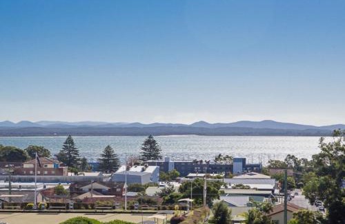 Nelson Bay Apartment | The Landmark 211 Resort Style holiday with pool games room and restaurant
