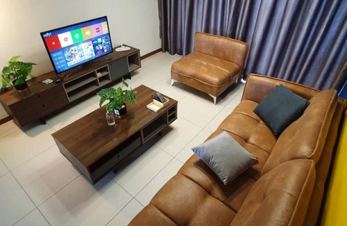 Seri Tanjung Pinang Apartment | The Landmark by Katana 4BR Luxury Seaview Homestay Gurney无敌海景四房套房