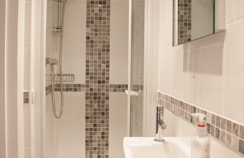 Eastbourne Bed & Breakfast | The Langtons Bed & Breakfast