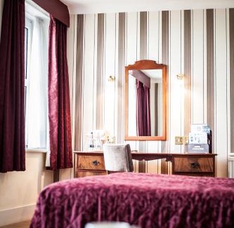 Eastbourne Seafront Hotel | The Lansdowne, Eastbourne