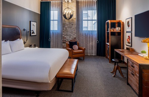 Downtown West Hotel | The Last Hotel