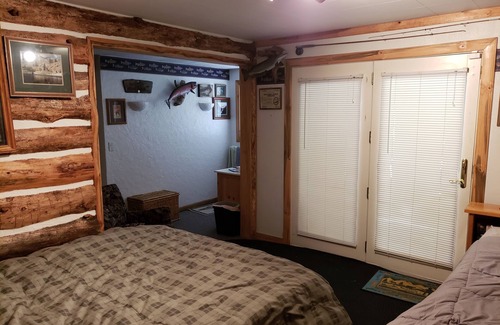 New Meadows Cabin | The Last Resort - Lodge in Central Idaho wilderness