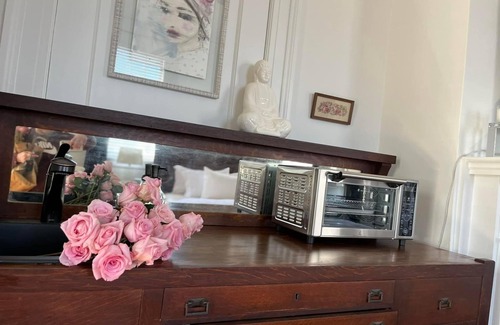 Gastonia House | The Lauren’s Room