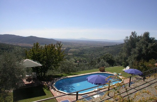 Cortona Cottage | The Lauro lovely Tuscan cottage with shared pool