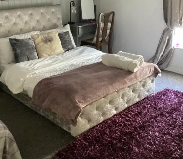 Bolton Bed & Breakfast | The lavender house 513 halliwell rd bolton bl18db