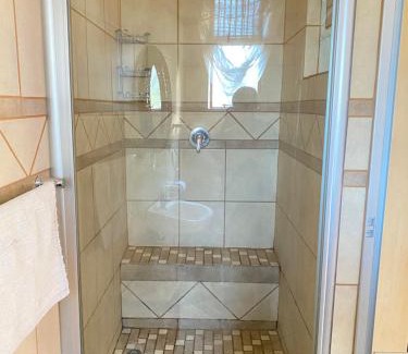 Phalaborwa Apartment | The lavender room