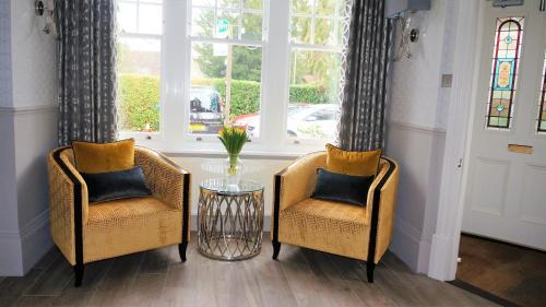 Horley House | The Lawn Guest House Gatwick