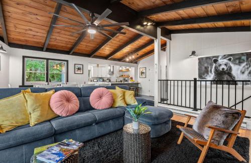 Albrightsville Ski Chalet | The Lazy Bear Cabin Dome Hot Tub Sauna & More