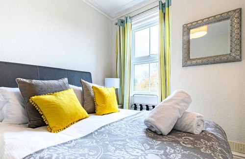 New Forest District Hotel | The Lazy Lion