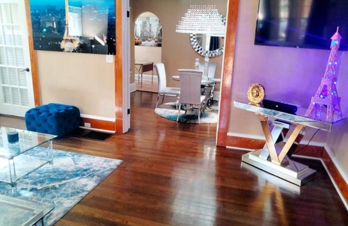 Oakhurst House | The Le Chic Bungalow