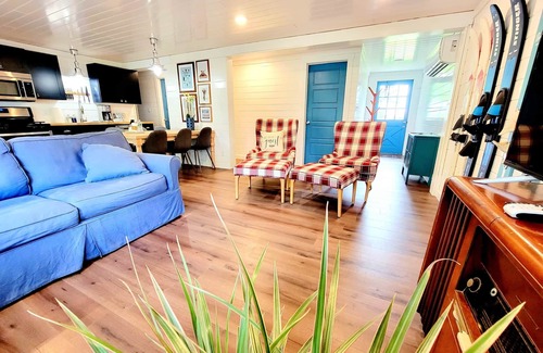 Alexandria Bay House | The Ledges Resort and Marina, Gatehouse 2