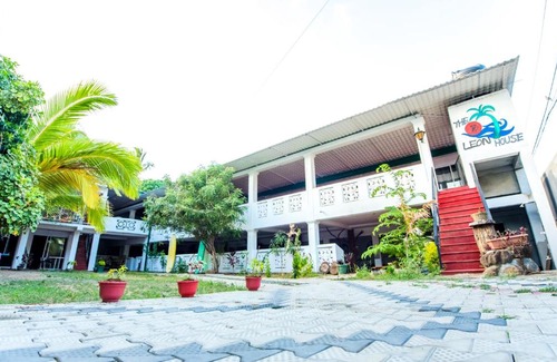 Matara Hotel | The Leon House