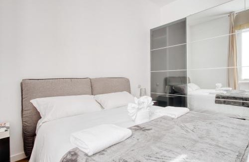 Porta Venezia Apartment | The Light Central Station District