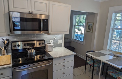 Port Royal Cottage | The Lighthouse Cottage - beautiful, light-filled vacation cottage in Port Royal.