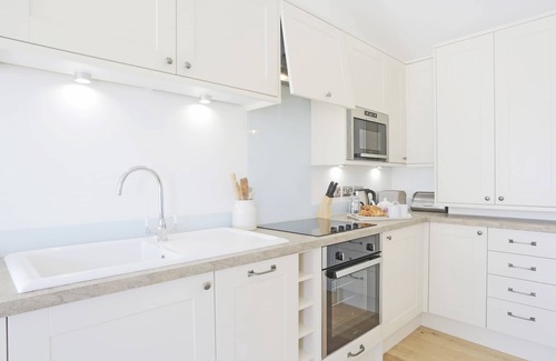 Southwold Apartment | The Lighthouse - luxury hotel style, central apartment with fantastic sea views