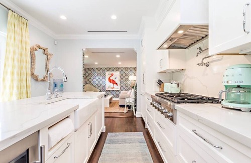 Southside House | The Lilly - West Palm Heated Pool Escape