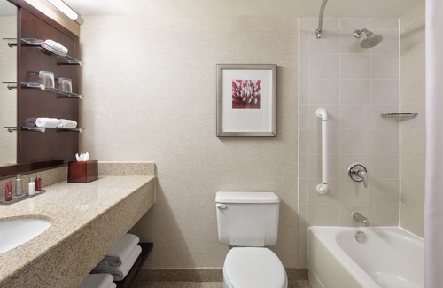 Downtown Lincoln Hotel | The Lincoln Marriott Cornhusker Hotel