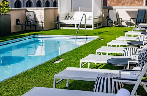Charleston Historic District Hotel | The Lindy Renaissance Charleston Hotel