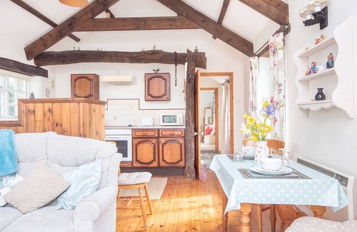 Saint Kew Cottage | The Linhaye, a cottage in the countryside