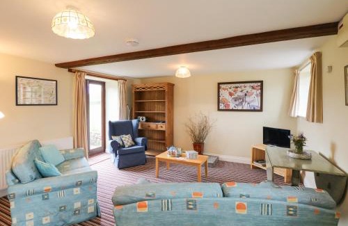 Colyton House | The Linney