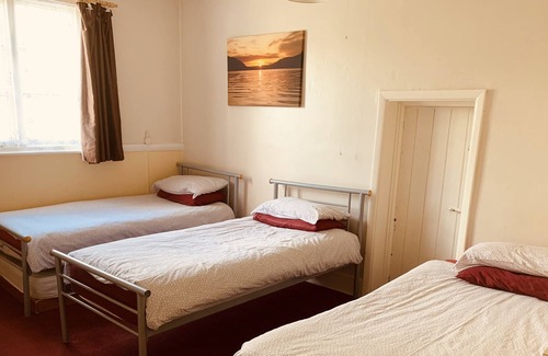 Aldershot Bed & Breakfast | The Lion Brewery