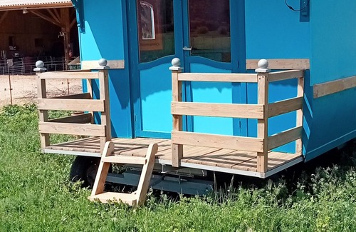 Le Puyricard House | The little blue wagon.